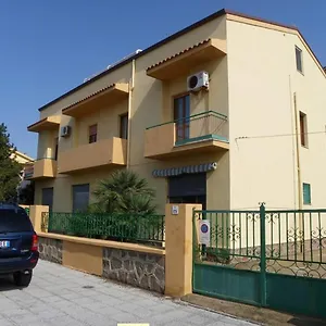 https://villa-nespole-e-vermentino.hotelsalgherosardinia.com