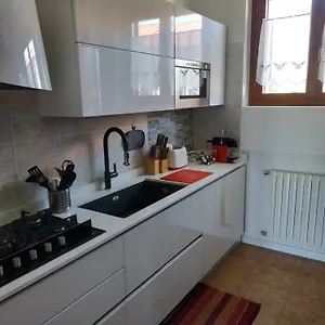 https://marconi-45.it-lombardy.com