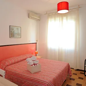 https://appartamento-parco-tarragona.hotelsalgherosardinia.com